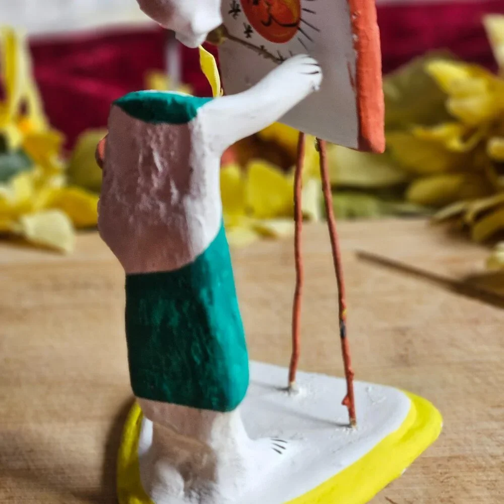 RARE VINTAGE OAXACAN ARTIST AT WORK SCULPTURE SO BEAUTIFUL - Picture 2 of 5